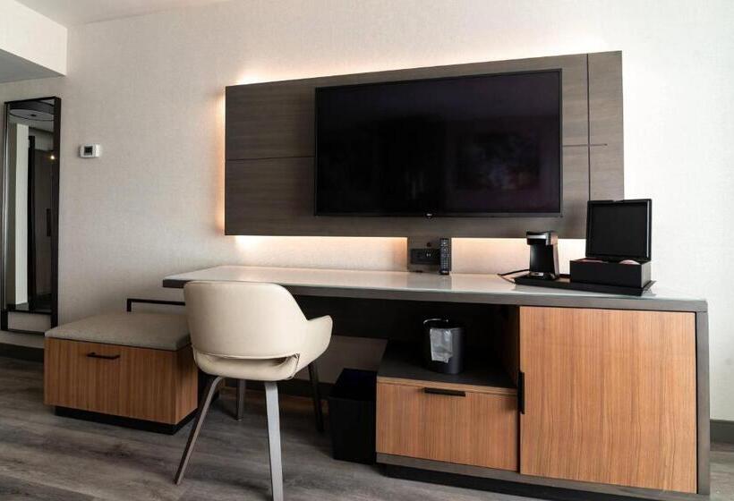 スタンダードルーム, Columbus Marriott