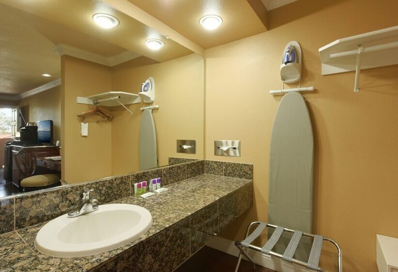 غرفة ديلوكس, Signature Inn San Jose