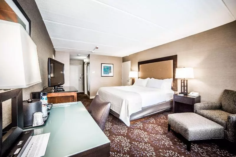 اتاق استاندارد, Hilton Checkers Los Angeles