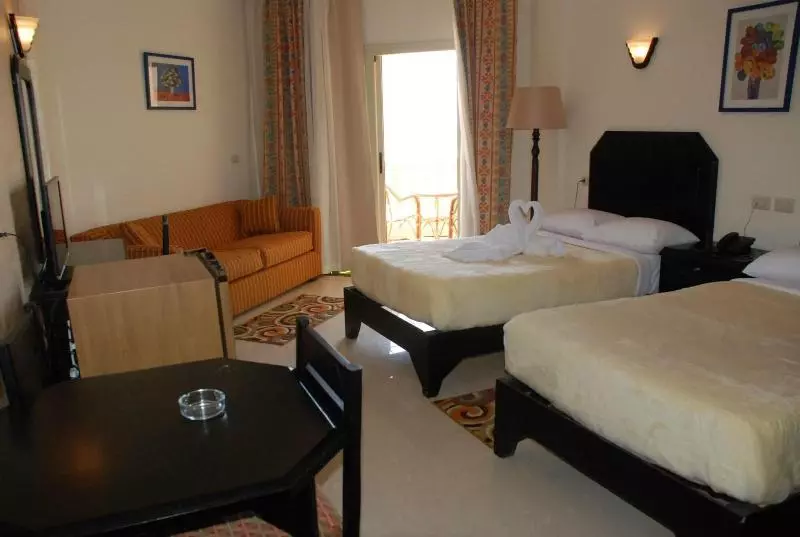 اتاق استاندارد با تخت بزرگ برای معلولان, Holiday Inn Express & Suites   Shreveport   Downtown, An Ihg