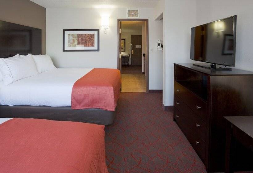 スイート, Holiday Inn Express & Suites Bloomington West, An Ihg