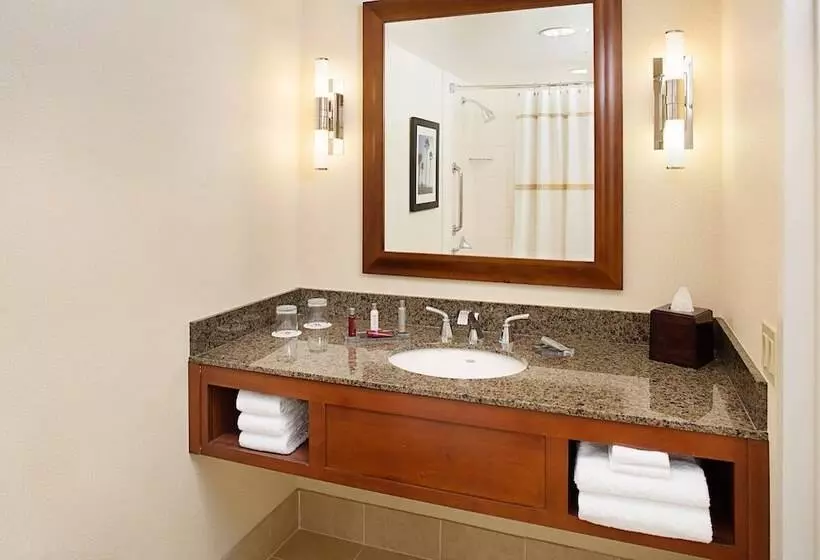 2ダブルベッドのスタンダードルーム, Los Angeles Marriott Burbank Airport