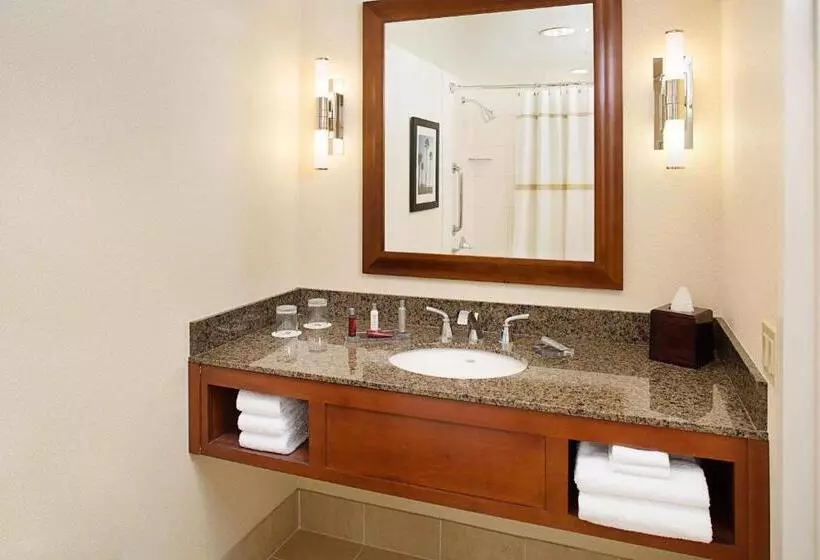 キングサイズベッドのスタンダードルーム, Los Angeles Marriott Burbank Airport