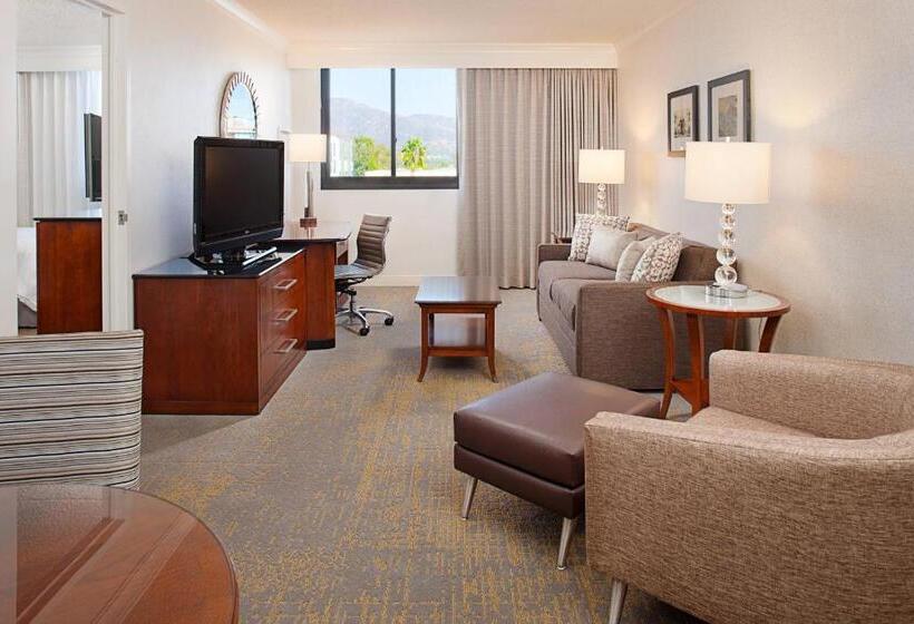 Люкс Ejecutiva 2 Спальни, Los Angeles Marriott Burbank Airport