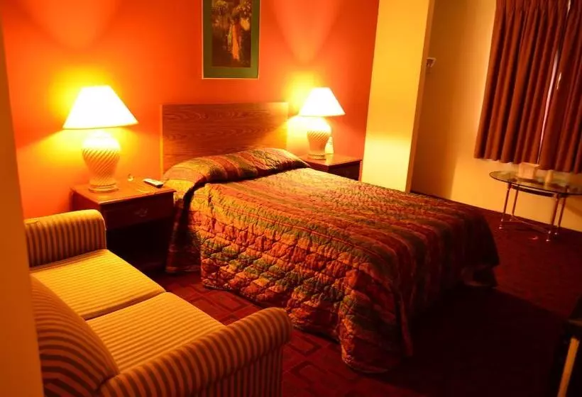 اتاق استاندارد, Luxury Inn & Suites