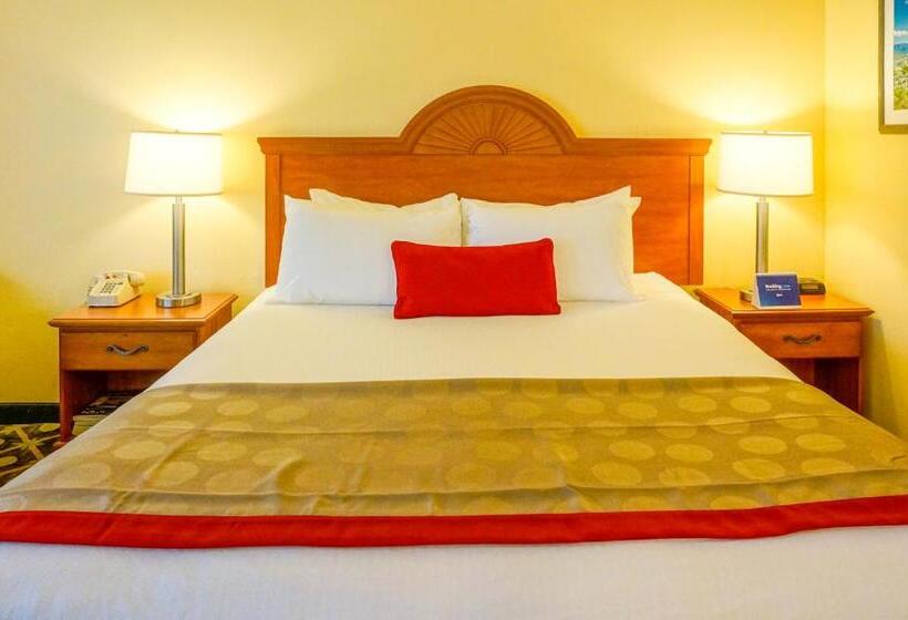 غرفة قياسية سرير كينج لذوى الإحتياجات الخاصة, Ramada By Wyndham Santa Barbara