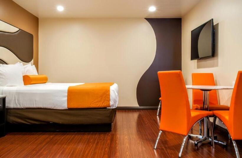 جناح سرير كينج, Redondo Pier Inn