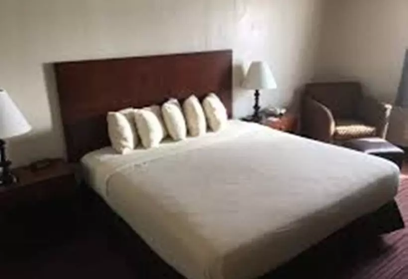 ２ダブルベッドのスタンダードルーム, Territorial Inn Guthrie Oklahoma