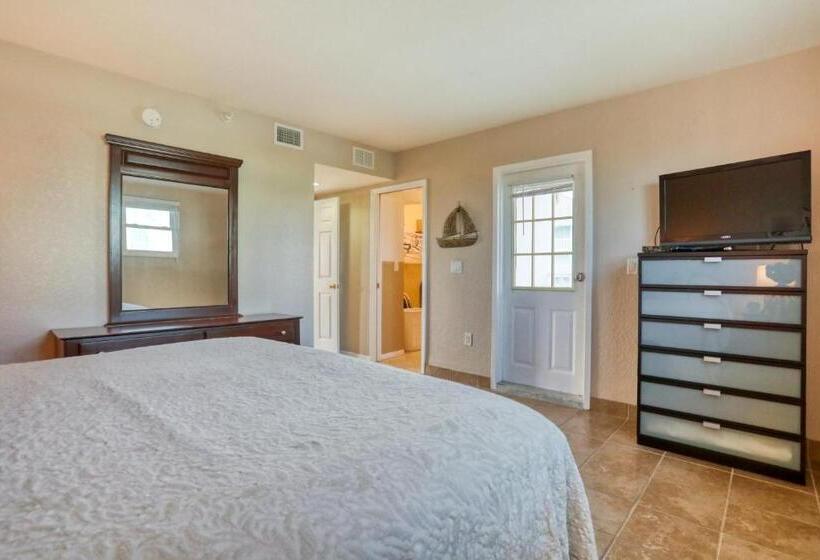 شقة غرفتين, Dockside Dream