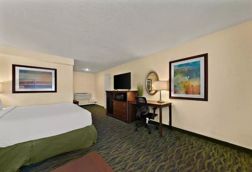 Standard-huone King-vuode, Paddletail Waterfront Lodge, Trademark Collection By Wyndham