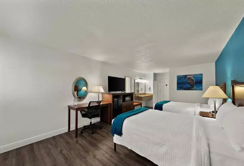 Premium-huone, Paddletail Waterfront Lodge, Trademark Collection By Wyndham