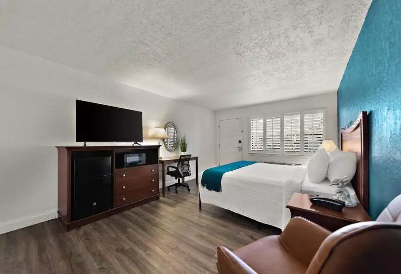 Standard-invahuone, Paddletail Waterfront Lodge, Trademark Collection By Wyndham