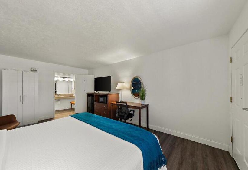 غرفة قياسية لذوى الاحتياجات الخاصة, Paddletail Waterfront Lodge, Trademark Collection By Wyndham