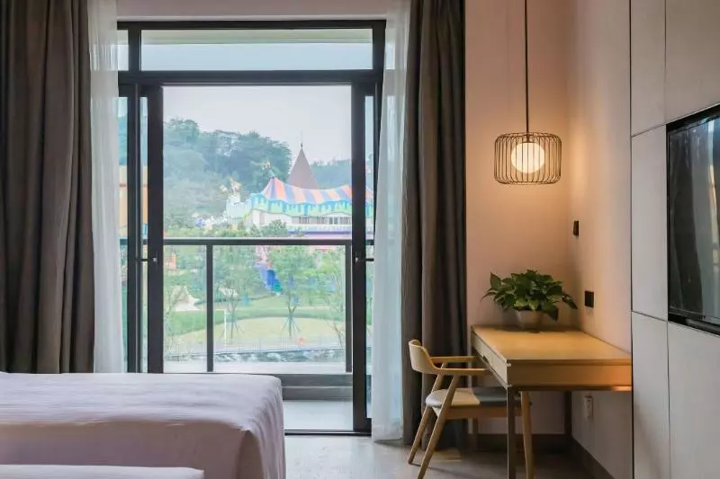 اتاق استاندارد با تخت بزرگ, Crown Motel