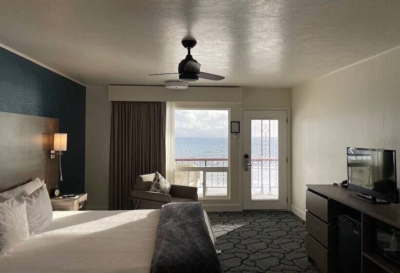 스탠다드 룸 더블 침대, Crown Motel