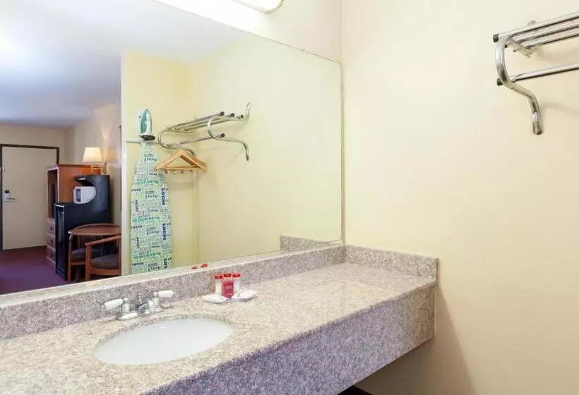 اتاق استاندارد, Americas Best Value Inn & Suites Bakersfield Central