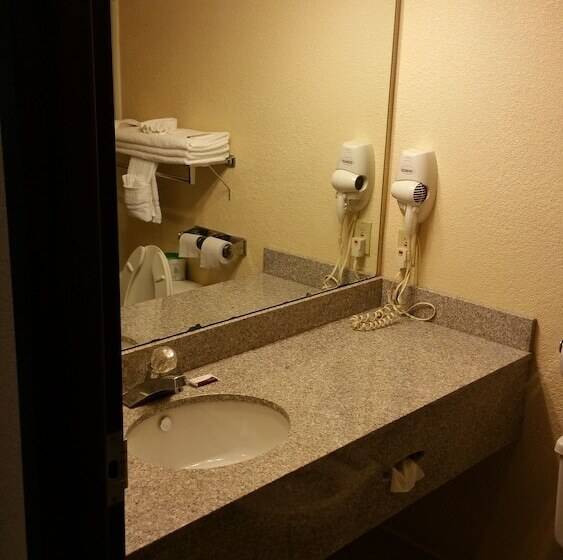 סוויטת ג'וניור, Americourt Hotel And Suites   Elizabethton