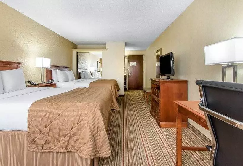 ２ダブルベッドのスタンダードルーム, Clarion Hotel Broken Arrow   Tulsa