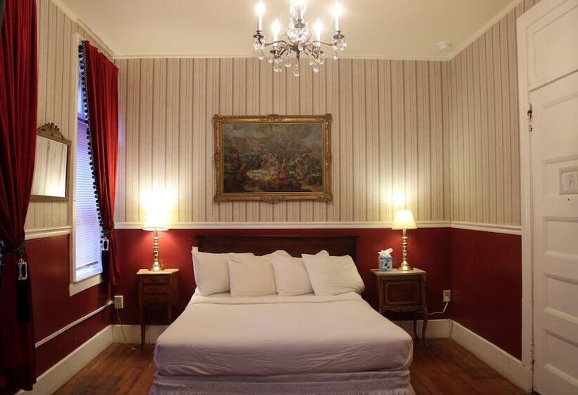 غرفة قياسية فردية, Copper Queen