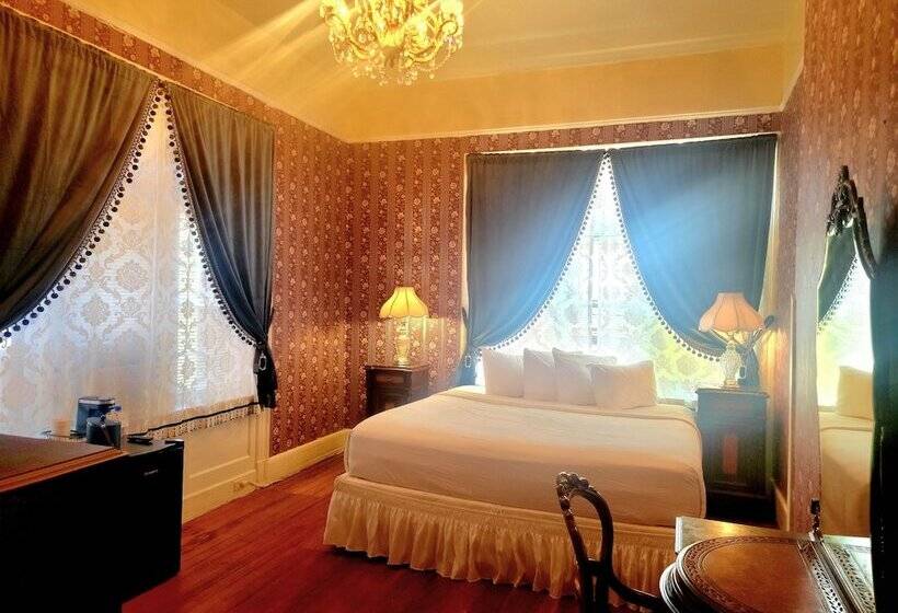 غرفة قياسية فردية, Copper Queen