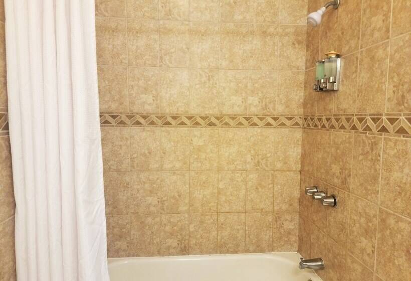 غرفة قياسية فردية, Copper Queen