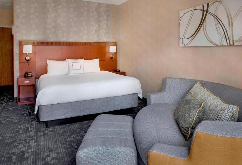 اتاق استاندارد با تخت بزرگ برای معلولان, Courtyard By Marriott Hartford Windsor Airport