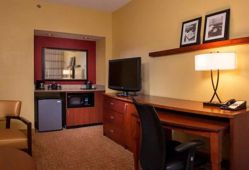 اتاق استاندارد با 2 تخت دوبل, Courtyard By Marriott Richmond West