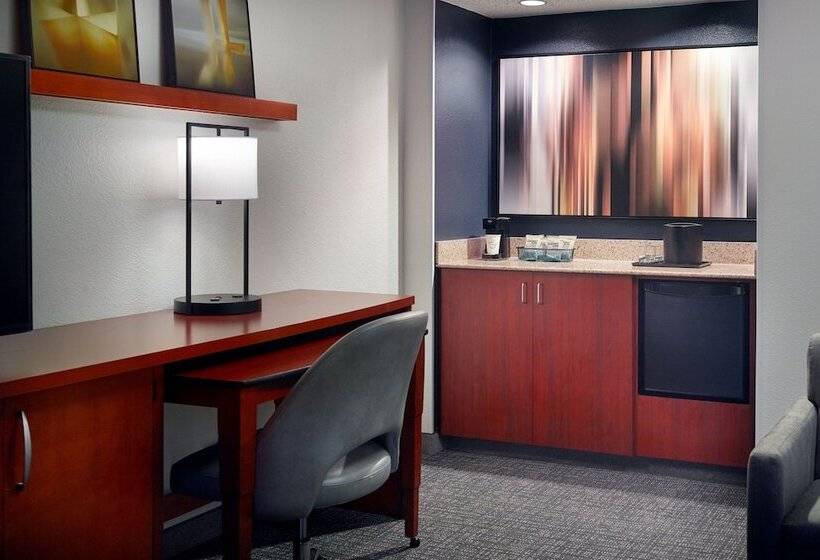 جناح, Courtyard By Marriott Tallahassee Downtown/capital