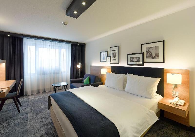 クイーンサイズベッドのスタンダードルーム, Courtyard By Marriott Tallahassee Downtown/capital