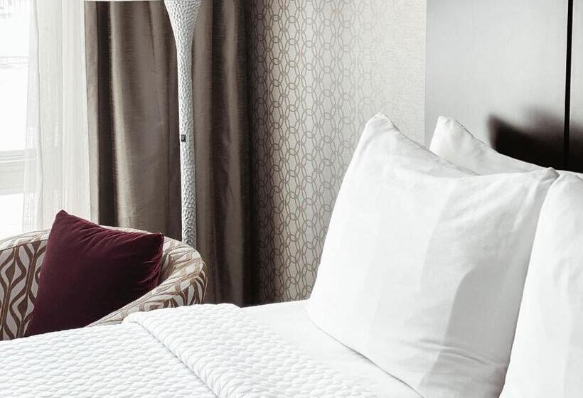 سوئیت با تخت بزرگ, Crowne Plaza Chicago Sw   Burr Ridge, An Ihg