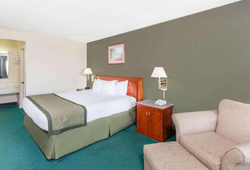 חדר סטנדרט עם מיטת קינג, Days Inn By Wyndham Hannibal