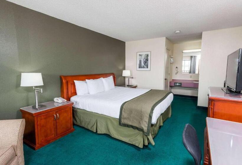 חדר סטנדרט עם מיטת קינג, Days Inn By Wyndham Hannibal