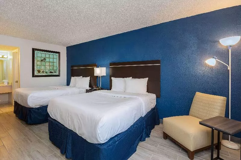 身障者適用スタンダードルーム, Developer Inn Orlando North, A Baymont By Wyndham