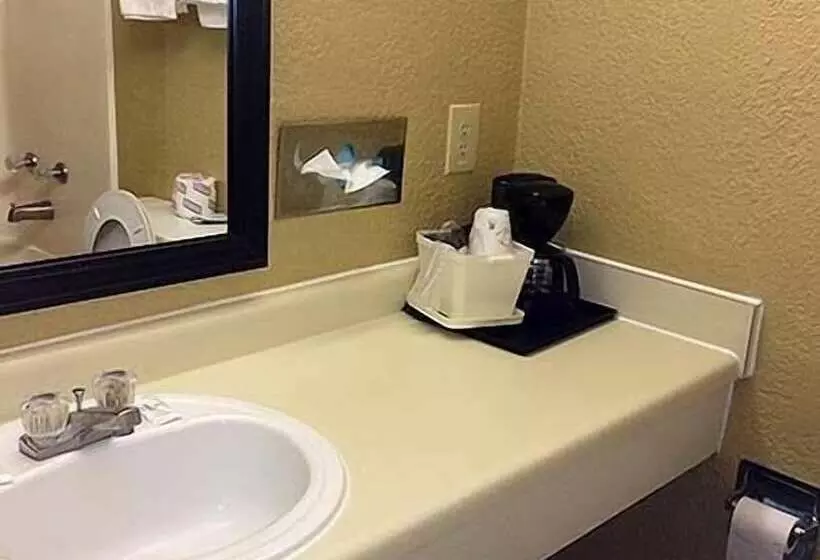 اتاق استاندارد, Fairview Inn & Suite