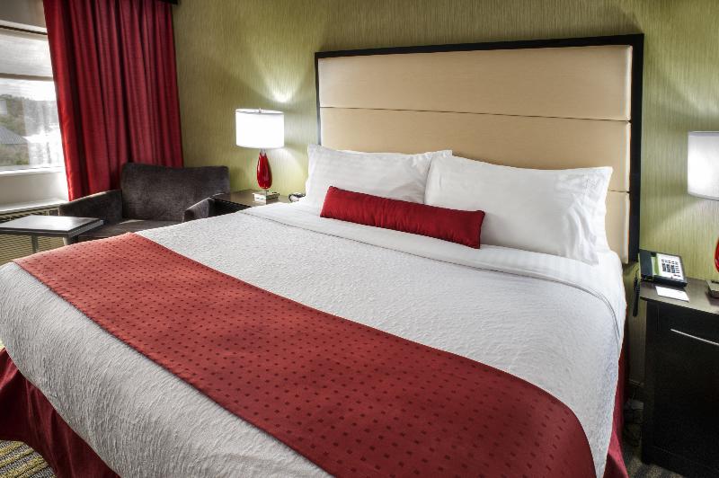 غرفة قياسية سرير كينج, Inn At Fox Chase   Bw Premier Collection