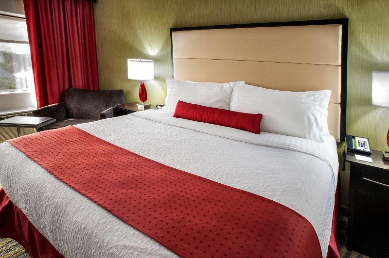 غرفة قياسية سرير كينج, Inn At Fox Chase   Bw Premier Collection