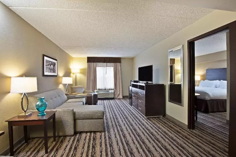سوئیت برای معلولان, Holiday Inn Harrisburg East, An Ihg