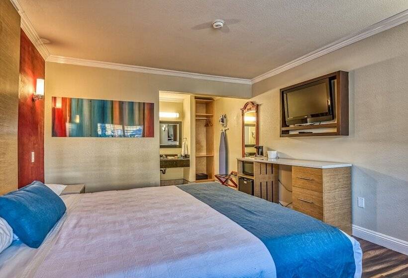 スーペリアールーム, Hollywood City Inn