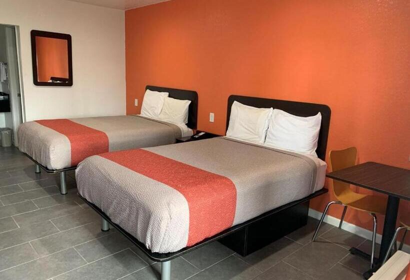 デラックスの４人部屋, Motel 6 Englewood