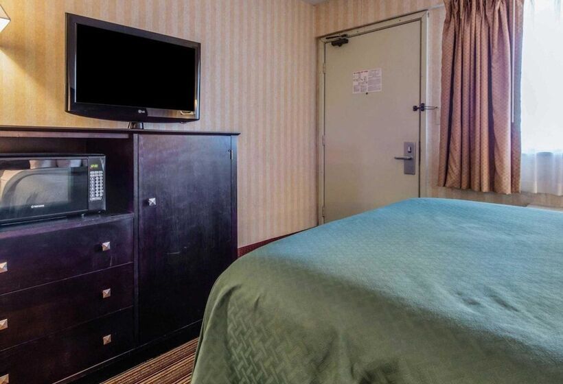 חדר סטנדרט שתי מיטות זוגיות, Quality Inn Barkeyville