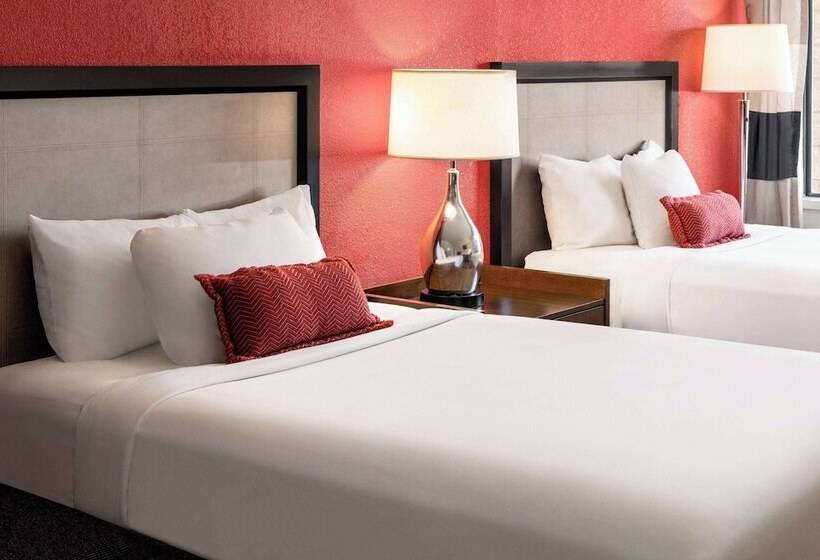 ２ダブルベッドのスタンダードルーム, Ramada By Wyndham Albuquerque Airport
