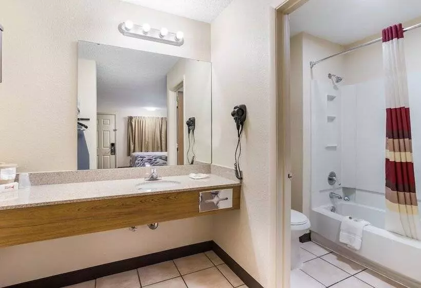 سوییت, Red Roof Inn Albuquerque  Midtown