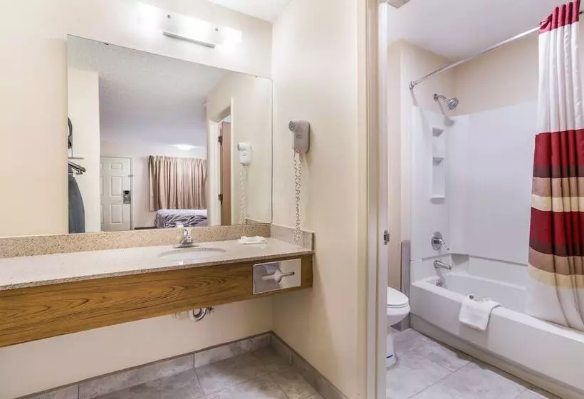 اتاق سوپریور, Red Roof Inn Albuquerque  Midtown