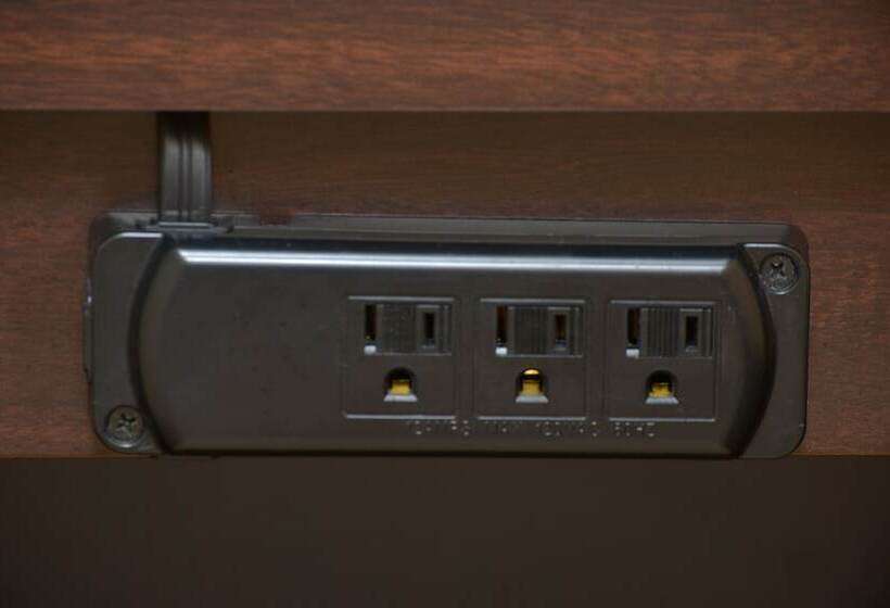 适用于残疾人士的豪华房间, Red Roof Inn Paducah