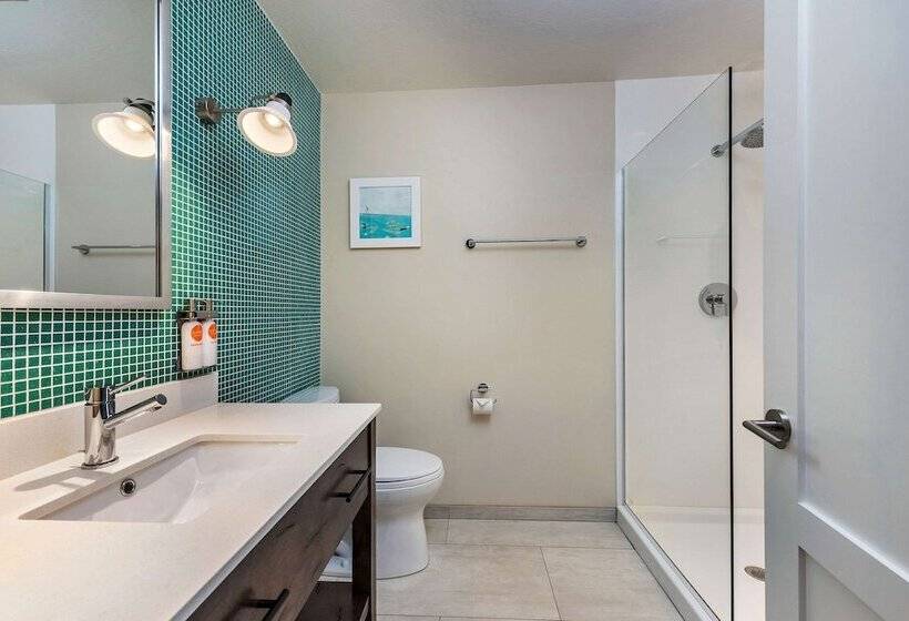 스탠다드 룸 더블 침대 2개, Upvalley Inn & Hot Springs, Ascend Hotel Collection