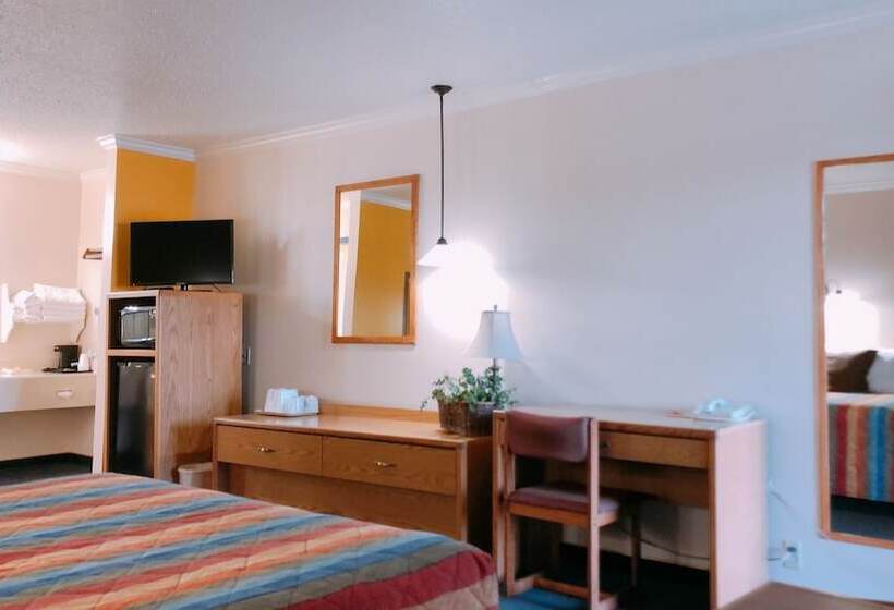 غرفة ديلوكس, Covered Wagon Motel