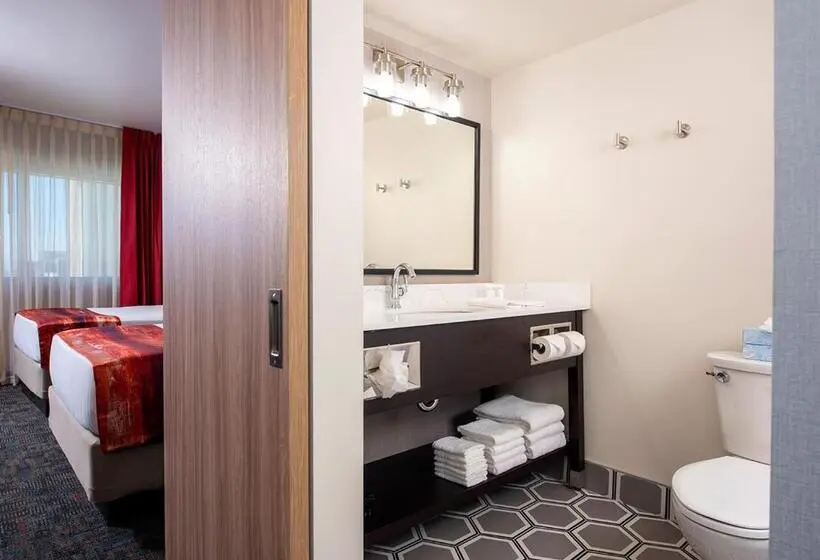 اتاق استاندارد با 2 تخت دوبل, Four Queens Hotel And Casino