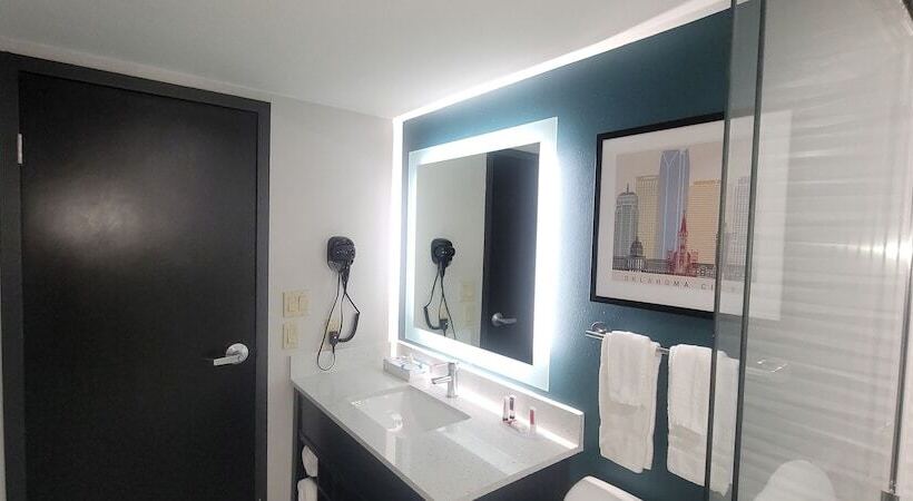 İki Çift Kişilik Yataklı Standart Oda, Clarion Pointe Okc Airport