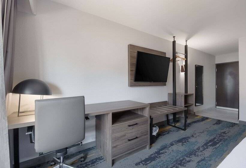 İki Çift Kişilik Yataklı Standart Oda, Clarion Pointe Okc Airport