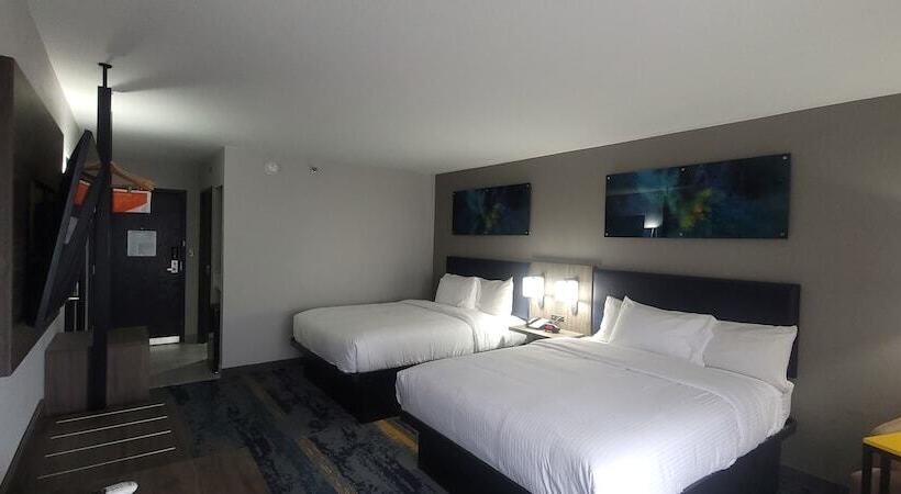 İki Çift Kişilik Yataklı Standart Oda, Clarion Pointe Okc Airport